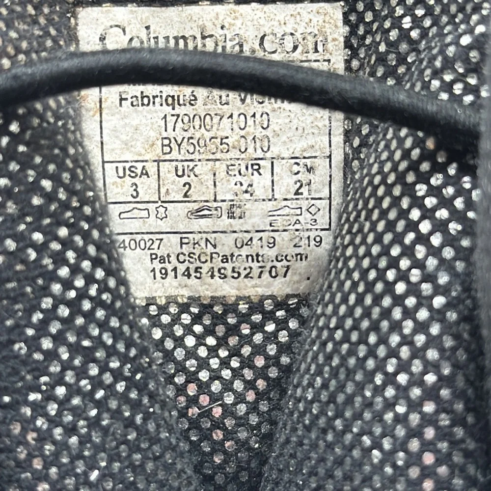Columbia Black Blue Winter Boots Size 3 WRB6472D